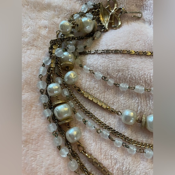 Vintage Coro Multi Strand Antiqued Gold and White Beads Necklace - Picture 5 of 10